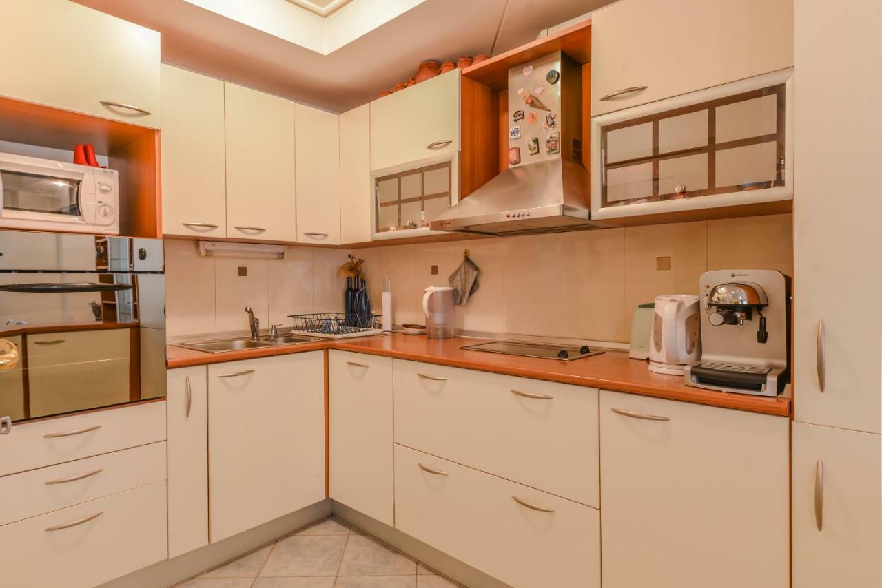 Lion's Bridge Sunny One Bedroom Sofia