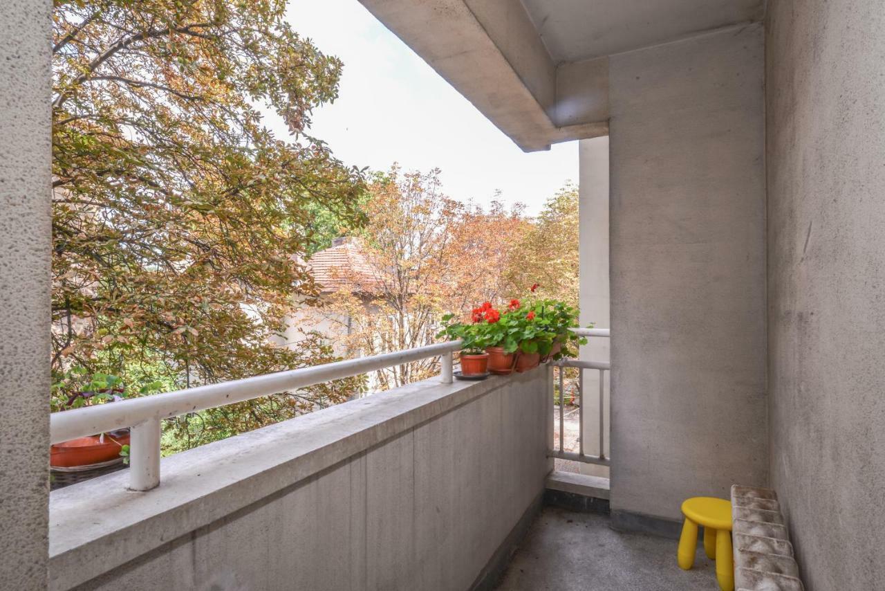 Apartemen Lion's Bridge Sunny One Bedroom